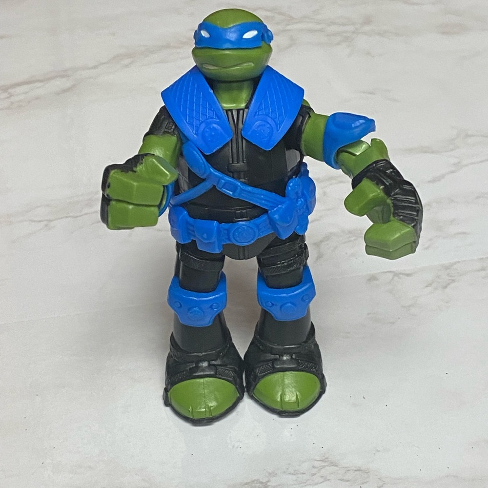 teenage mutant ninja turtles action figures - Leonardo